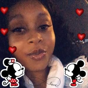 Meet your Posher, Kendra